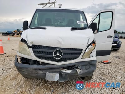 Zdjęcie 11 z 12 samochodu: 2013 MERCEDES-BENZ SPRINTER 2500 VIN:WD3PE7CC2D5805922 - miniatura