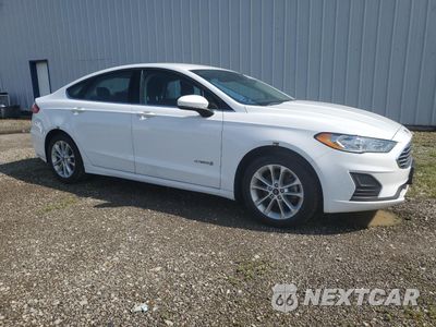 Czwarte zdjęcie samochodu z boku: 2019 FORD FUSION SE VIN:3FA6P0LU1KR124775 - miniatura