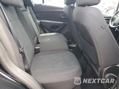 Zdjęcie 10 z 15 samochodu: 2019 CHEVROLET TRAX LS VIN:3GNCJKSB3KL166434 - miniatura