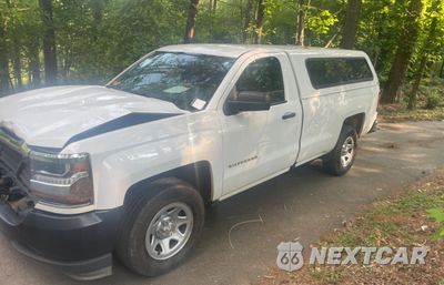 Drugie zdjęcie samochodu z przodu: 2018 CHEVROLET SILVERADO C1500 VIN:1GCNCNEH1JZ216073 - miniatura