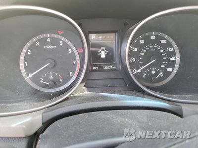 Zdjęcie 9 z 13 samochodu: 2017 HYUNDAI SANTA FE SPORT VIN:5XYZT3LB6HG418761 - miniatura