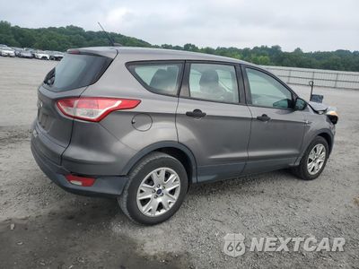Trzecie zdjęcie samochodu z tyłu: 2013 FORD ESCAPE S VIN:1FMCU0F7XDUB43425 - miniatura