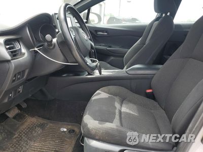 Zdjęcie 7 z 13 samochodu: 2018 TOYOTA C-HR XLE VIN:NMTKHMBXXJR015816 - miniatura