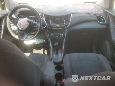 Zdjęcie 8 z 16 samochodu: 2019 CHEVROLET TRAX LS VIN:3GNCJKSB2KL234481 - miniatura