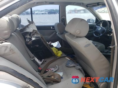 Zdjęcie 10 z 13 samochodu: 2005 VOLKSWAGEN JETTA GL VIN:3VWRK69M25M064648 - miniatura