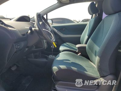 Zdjęcie 7 z 14 samochodu: 2007 TOYOTA YARIS VIN:JTDJT923575106576 - miniatura