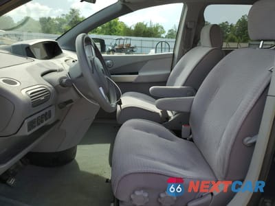 Zdjęcie 7 z 13 samochodu: 2006 NISSAN QUEST S VIN:5N1BV28U36N126454 - miniatura