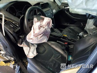 Zdjęcie 8 z 12 samochodu: 2015 FORD FOCUS SE VIN:1FADP3F23FL260641 - miniatura