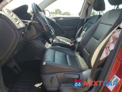 Zdjęcie 7 z 12 samochodu: 2010 VOLKSWAGEN TIGUAN SE VIN:WVGBV7AX2AW003569 - miniatura