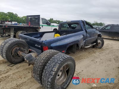 Trzecie zdjęcie samochodu z tyłu: 2000 DODGE RAM 3500 VIN:3B7MF3664YM222806 - miniatura