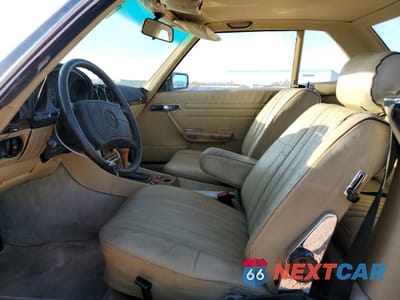 Zdjęcie 7 z 12 samochodu: 1984 MERCEDES BENZ 280 SL VIN:WDB1070421A014784 - miniatura