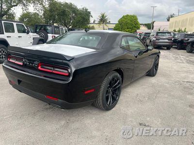Czwarte zdjęcie samochodu z boku: 2023 DODGE CHALLENGER R/T VIN:2C3CDZBT5PH500064 - miniatura
