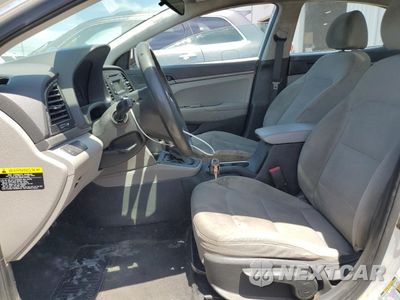 Zdjęcie 7 z 12 samochodu: 2017 HYUNDAI ELANTRA SE VIN:5NPD74LF8HH149470 - miniatura