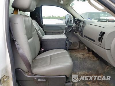 Piąte zdjęcie samochodu w środku: 2012 CHEVROLET SILVERADO C2500 HEAVY DUTY VIN:1GB0CVCGXCF188836 - miniatura