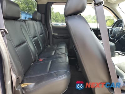 Zdjęcie 10 z 13 samochodu: 2011 GMC SIERRA K1500 SLE VIN:1GTR2VE38BZ189044 - miniatura