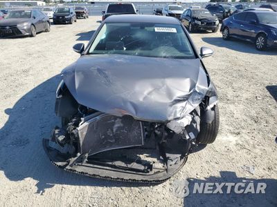 Piąte zdjęcie samochodu w środku: 2019 VOLKSWAGEN E-GOLF SE VIN:WVWKR7AU8KW903263 - miniatura