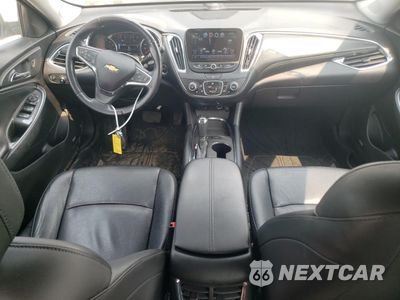 Zdjęcie 8 z 14 samochodu: 2018 CHEVROLET MALIBU LT VIN:1G1ZD5ST9JF278953 - miniatura