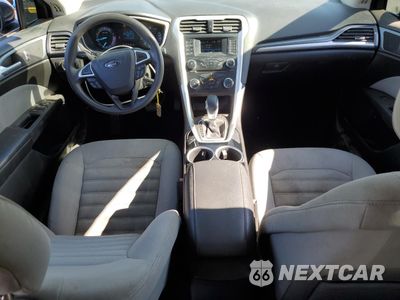 Zdjęcie 8 z 13 samochodu: 2013 FORD FUSION S VIN:3FA6P0G79DR216482 - miniatura