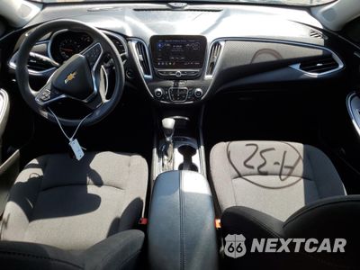Zdjęcie 8 z 15 samochodu: 2024 CHEVROLET MALIBU LT VIN:1G1ZD5ST3RF174812 - miniatura