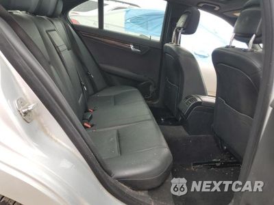 Zdjęcie 10 z 13 samochodu: 2010 MERCEDES-BENZ C 300 4MATIC VIN:WDDGF8BB5AF367345 - miniatura