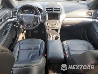 Zdjęcie 8 z 16 samochodu: 2017 FORD EXPLORER XLT VIN:1FM5K8DH2HGD61923 - miniatura