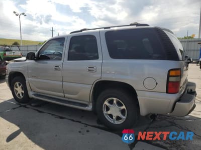 Drugie zdjęcie samochodu z przodu: 2005 GMC YUKON DENALI VIN:1GKEK63U85J254465 - miniatura