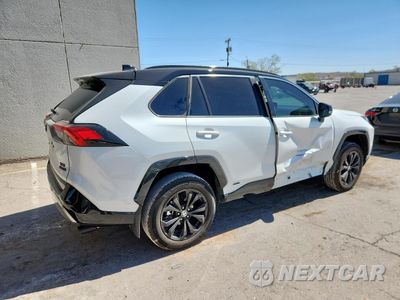 Trzecie zdjęcie samochodu z tyłu: 2024 TOYOTA RAV4 XSE VIN:2T3E6RFV3RW083024 - miniatura