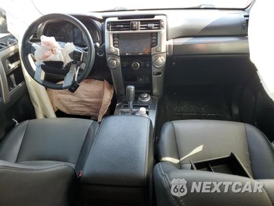 Zdjęcie 8 z 14 samochodu: 2020 TOYOTA 4RUNNER SR5/SR5 PREMIUM VIN:JTEBU5JR7L5752837 - miniatura