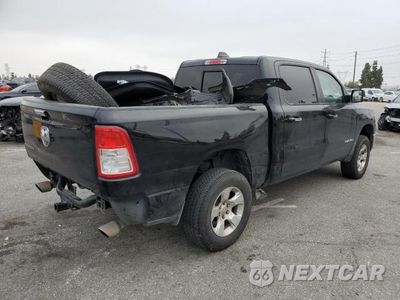 Trzecie zdjęcie samochodu z tyłu: 2019 RAM 1500 BIG HORN/LONE STAR VIN:1C6RREFT9KN651085 - miniatura