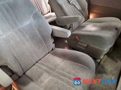 Zdjęcie 11 z 13 samochodu: 1998 TOYOTA SIENNA LE VIN:4T3ZF13C1WU082536 - miniatura