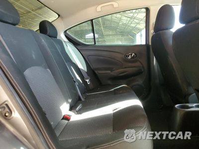 Zdjęcie 10 z 13 samochodu: 2019 NISSAN VERSA S VIN:3N1CN7AP5KL838195 - miniatura