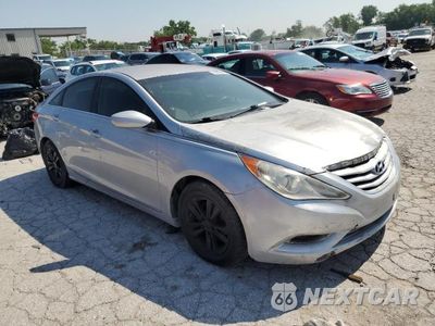 Czwarte zdjęcie samochodu z boku: 2011 HYUNDAI SONATA GLS VIN:5NPEB4AC3BH088905 - miniatura