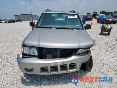 Piąte zdjęcie samochodu w środku: 2004 ISUZU RODEO S VIN:4S2CK58W044303313 - miniatura