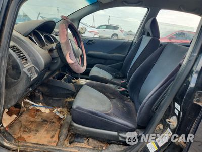 Zdjęcie 7 z 12 samochodu: 2008 HONDA FIT VIN:JHMGD38448S071860 - miniatura