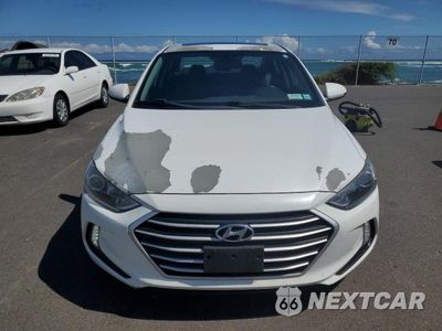 Piąte zdjęcie samochodu w środku: 2017 HYUNDAI ELANTRA VIN:5NPD84LF0HH195663 - miniatura