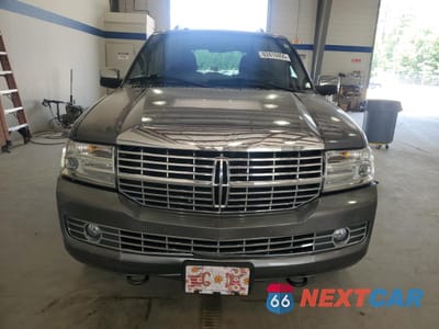 Piąte zdjęcie samochodu w środku: 2014 LINCOLN NAVIGATOR VIN:5LMJJ2H58EEL03852 - miniatura
