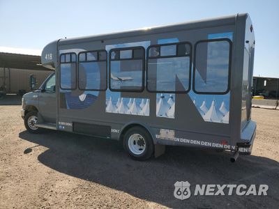 Drugie zdjęcie samochodu z przodu: 2022 FORD ECONOLINE E450 SUPER DUTY CUTAWAY VAN VIN:1FDFE4FNXNDC37757 - miniatura