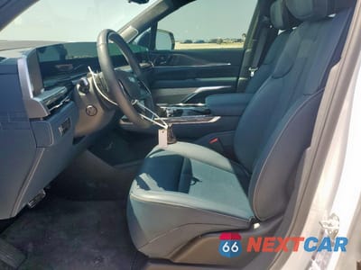 Zdjęcie 7 z 13 samochodu: 2025 CADILLAC ESCALADE IQ SPORT-2 VIN:1GYTEFKL6SU102286 - miniatura