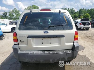 Zdjęcie 11 z 26 samochodu: 2005 FORD ESCAPE XLS VIN:1FMYU02Z35KA02044 - miniatura