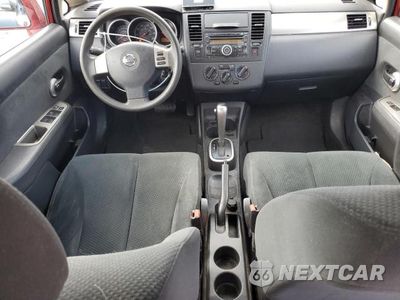Zdjęcie 8 z 13 samochodu: 2011 NISSAN VERSA S VIN:3N1BC1AP8BL426111 - miniatura