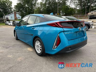 Drugie zdjęcie samochodu z przodu: 2022 TOYOTA PRIUS PRIME LE VIN:JTDKAMFP7N3203457 - miniatura