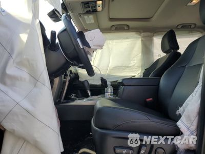 Zdjęcie 7 z 14 samochodu: 2020 TOYOTA 4RUNNER SR5/SR5 PREMIUM VIN:JTEBU5JR7L5752837 - miniatura
