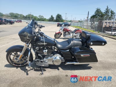 Trzecie zdjęcie samochodu z tyłu: 2022 HARLEY-DAVIDSON FLHX VIN:1HD1KBC14NB650426 - miniatura
