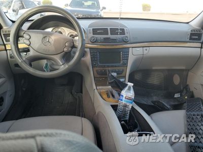 Zdjęcie 8 z 13 samochodu: 2008 MERCEDES-BENZ E 350 VIN:WDBUF56X38B223794 - miniatura