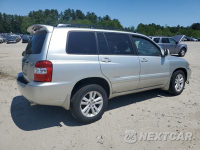 Trzecie zdjęcie samochodu z tyłu: 2007 TOYOTA HIGHLANDER HYBRID VIN:JTEEW21AX70037702 - miniatura