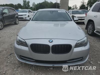 Piąte zdjęcie samochodu w środku: 2013 BMW 535 XI VIN:WBAFU7C56DDU71581 - miniatura