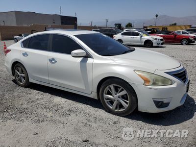 Czwarte zdjęcie samochodu z boku: 2013 NISSAN ALTIMA 2.5 VIN:1N4AL3AP4DN413191 - miniatura