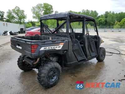 Czwarte zdjęcie samochodu z boku: 2023 POLARIS RANGER CREW 1000 PREMIUM VIN:4XAT6E991P8027639 - miniatura
