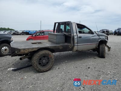 Trzecie zdjęcie samochodu z tyłu: 1994 DODGE RAM 2500 VIN:1B7KF26C2RS571155 - miniatura