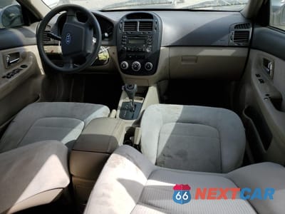 Zdjęcie 8 z 13 samochodu: 2007 KIA SPECTRA EX VIN:KNAFE122075378023 - miniatura